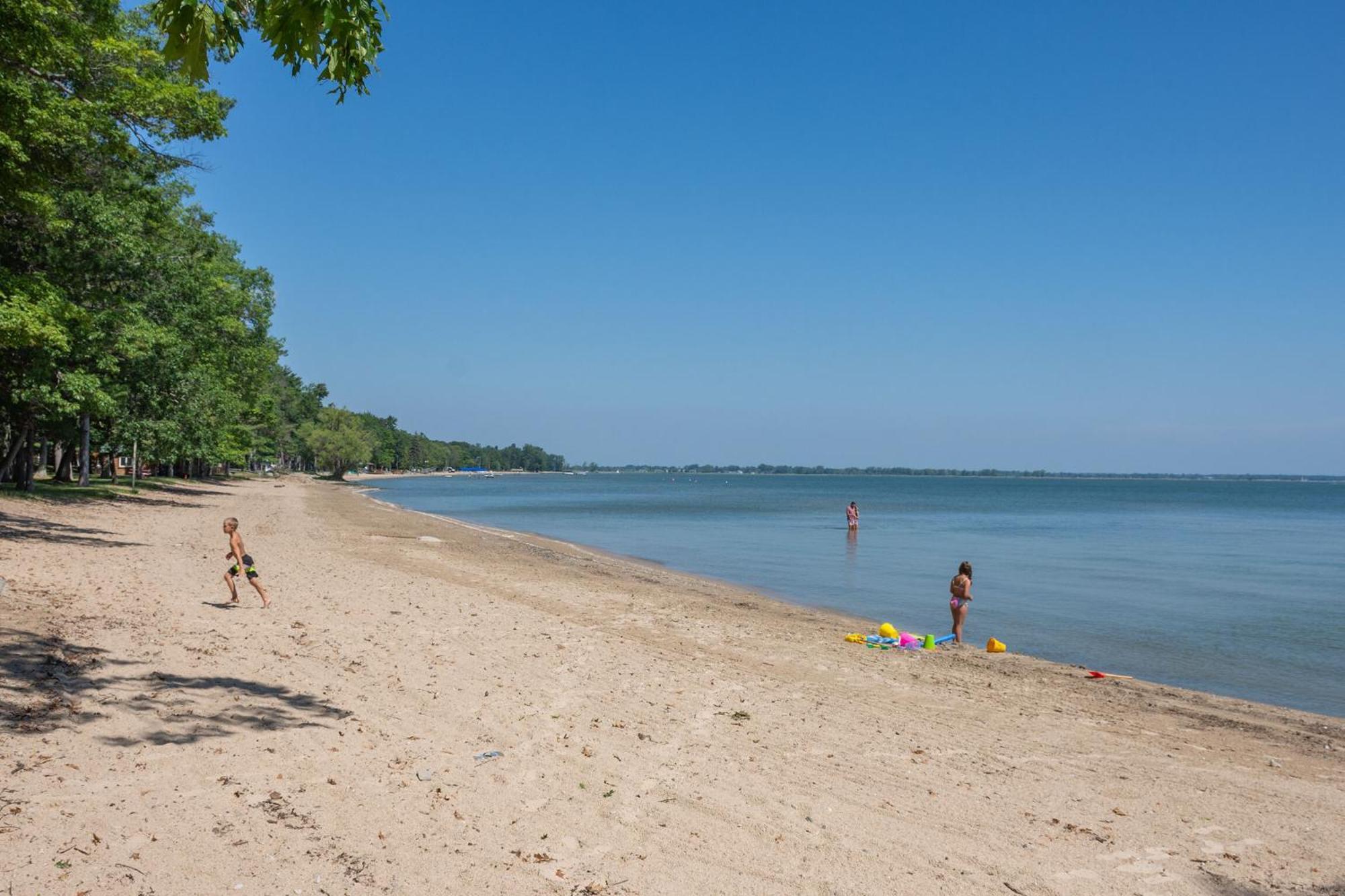 Lakeview & Wildlife Au Gres Ngoại thất bức ảnh